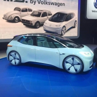眾多新能源汽車亮相巴黎國際車展